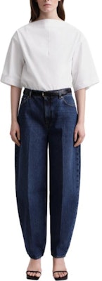 (W) TOTEME 女士低腰宽腿锥形牛仔裤 深蓝色 2332037741404 Lookbook (W) TOTEME 女士低腰宽腿锥形牛仔裤 深蓝色 2332037741404