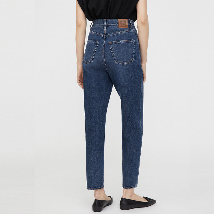 Shop (W) TOTEME SS22 中腰摺痕錐形牛仔褲 223231741404