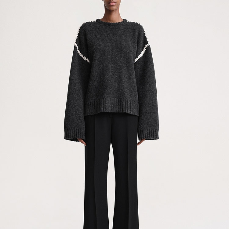 Lookbook (W) TOTEME SS24 浅灰色刺绣羊毛混纺针织毛衣 241WRT1025YA0004074