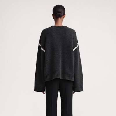 (W) TOTEME SS24 浅灰色刺绣羊毛混纺针织毛衣 241WRT1025YA0004074 Shop (W) TOTEME SS24 浅灰色刺绣羊毛混纺针织毛衣 241WRT1025YA0004074