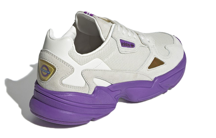 Shop (W) Transport for London x adidas Falcon ''Elizabeth Line'' Dames Sneaker EE7882