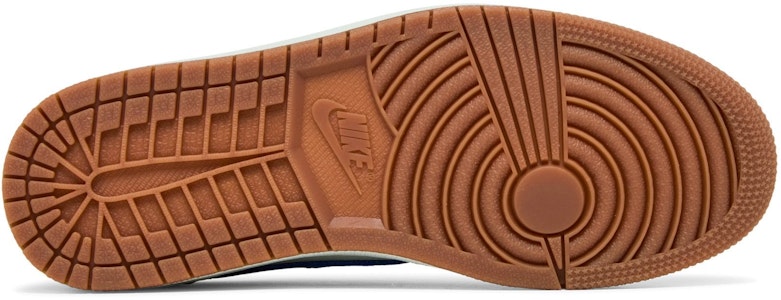 (W) Travis Scott x Air Jordan 1 Retro Low OG SP 'Canary' Kuning DZ4137-700 Details for (W) Travis Scott x Air Jordan 1 Retro Low OG SP 'Canary' Kuning DZ4137-700