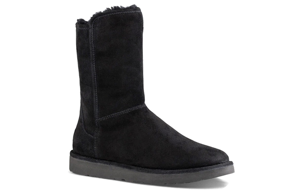 Lookbook UGG Abree Short II 雪地靴 女款 黑色