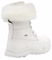 (W) UGG Adirondack III Sepatu Bot Putih Paten 1132991-WHT Lookbook (W) UGG Adirondack III Sepatu Bot Putih Paten 1132991-WHT