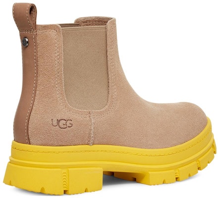 (Women) UGG Ashton Chelsea Boot 'Sand' 1133893-SAN Lookbook (Women) UGG Ashton Chelsea Boot 'Sand' 1133893-SAN