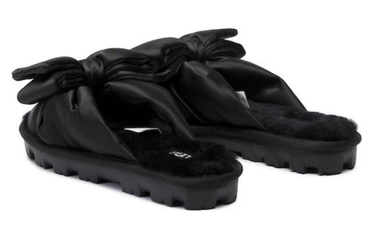 Shop UGG Australia Lushette 織物 蝴蝶結緞面 時尚涼拖 女款 黑色