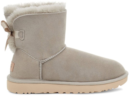 UGG Bailey Bow II 羊絨面 短筒 雪地靴 女款 淺灰色 Order UGG Bailey Bow II 羊絨面 短筒 雪地靴 女款 淺灰色