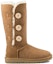 Order (W) UGG Bailey Button Triplet II Boot Tinggi Berbulu Panas Terpadat 1016227-CHE