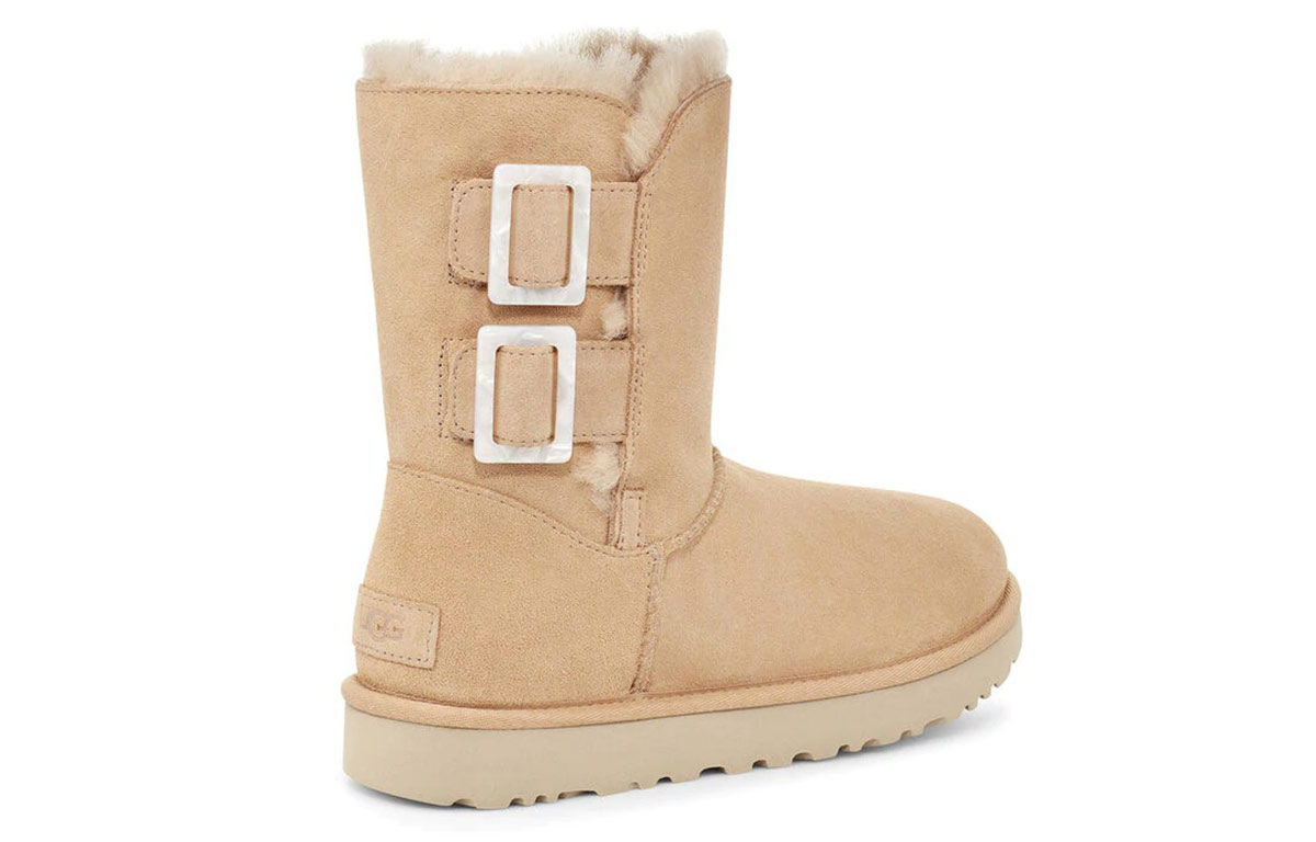 Shop (W) UGG Bailey 浅黄色雪地靴 1107958-BNZ