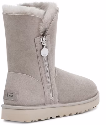 (Women) UGG Bailey Zip Short Stay Warm Cozy Gray 1112480-GOA Shop (Women) UGG Bailey Zip Short Stay Warm Cozy Gray 1112480-GOA