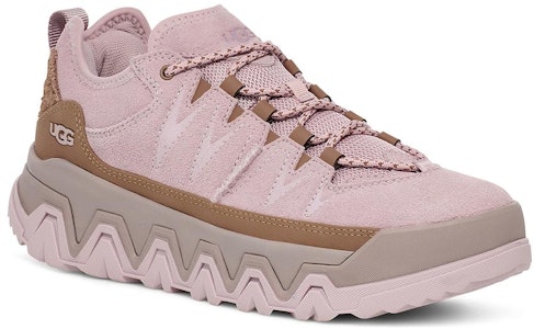 (W) UGG CapTrail Low ''Pale Smoke'' Sepatu Sneakers Casual Pria. 1161830-PSK Lookbook (W) UGG CapTrail Low ''Pale Smoke'' Sepatu Sneakers Casual Pria. 1161830-PSK