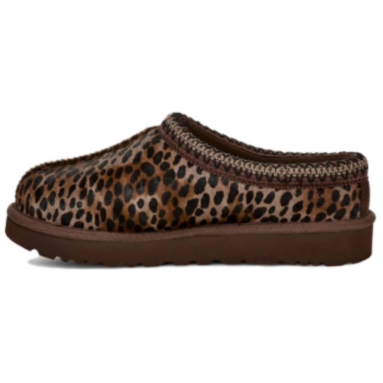 (Women) UGG Casual Brown Loafers - Stylish and Versatile. 1158350-BCDR