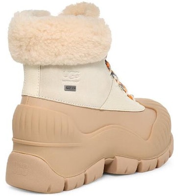 (Women) UGG Adiroam Hiker 1134330-FLWH Lookbook (Women) UGG Adiroam Hiker 1134330-FLWH