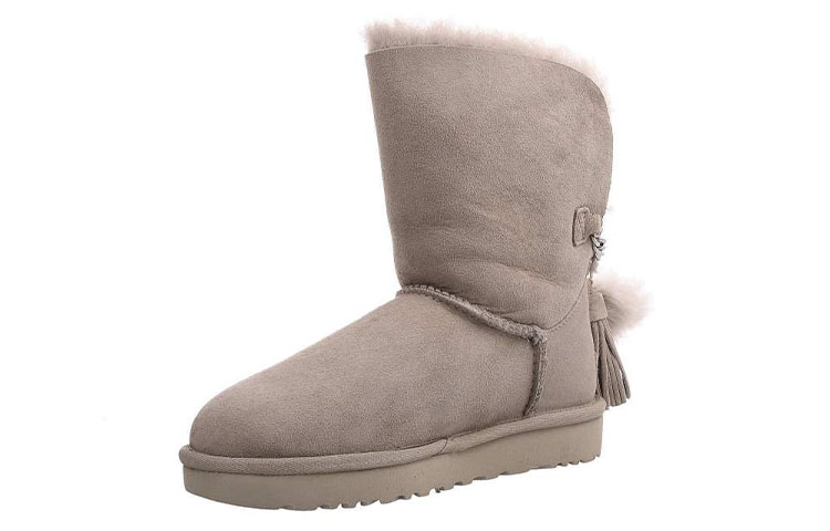 Shop (W) UGG クラシック ブリング チャーム ブーツ (カーキ) 1095717-WILL
