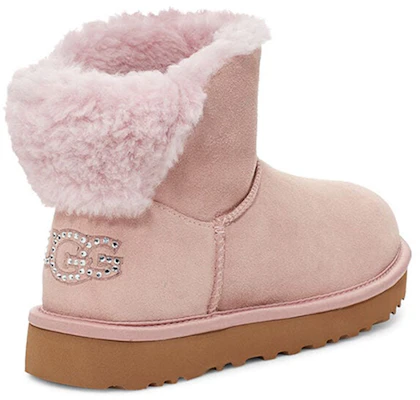 UGG 經典閃耀迷你款雪地靴 女性 粉色 Shop UGG 經典閃耀迷你款雪地靴 女性 粉色