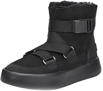 (W) Botas de Nieve Negras UGG Classic Boom Buckle 1104616-BLK Lookbook (W) Botas de Nieve Negras UGG Classic Boom Buckle 1104616-BLK