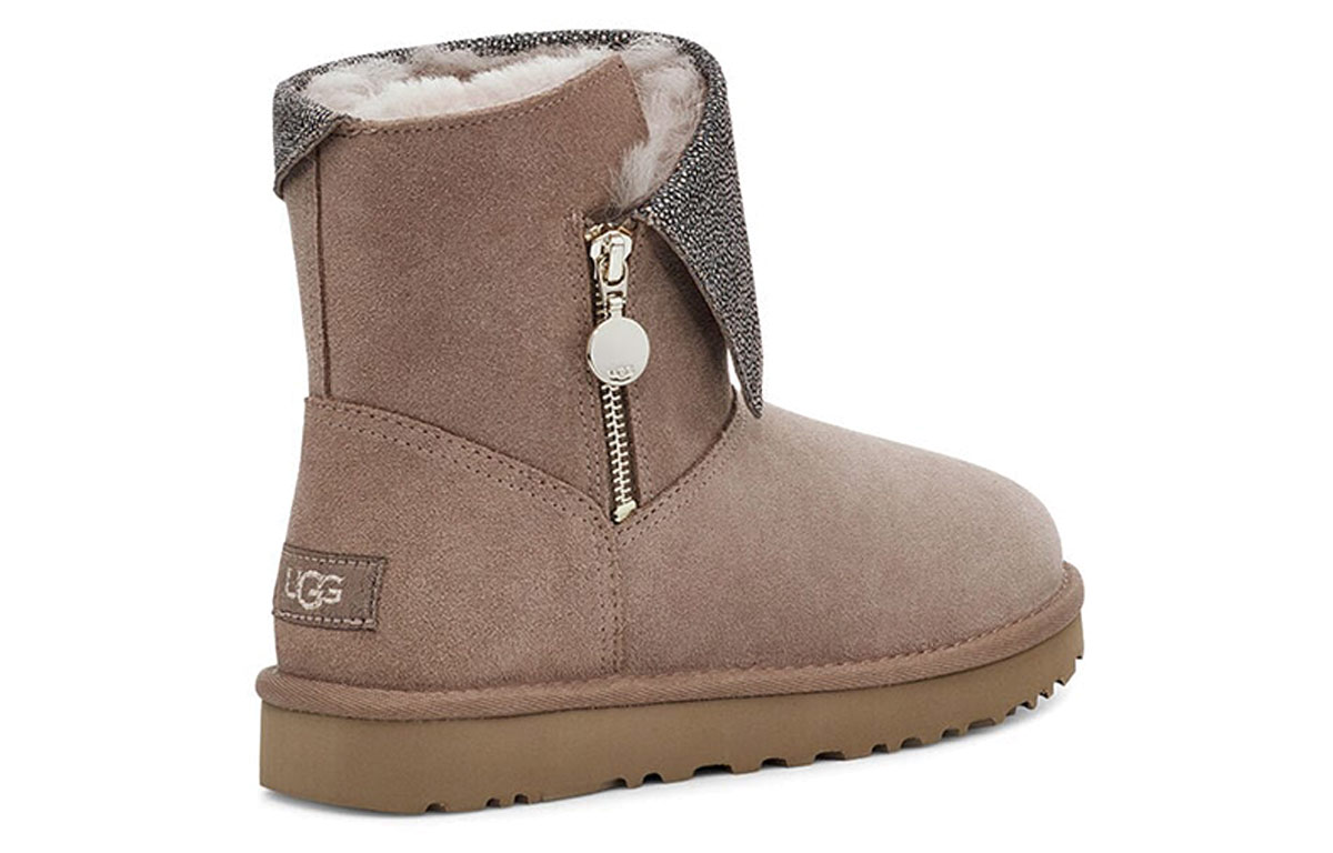 Shop (W) UGG Classique Mini Caviar 1112498-CRBO