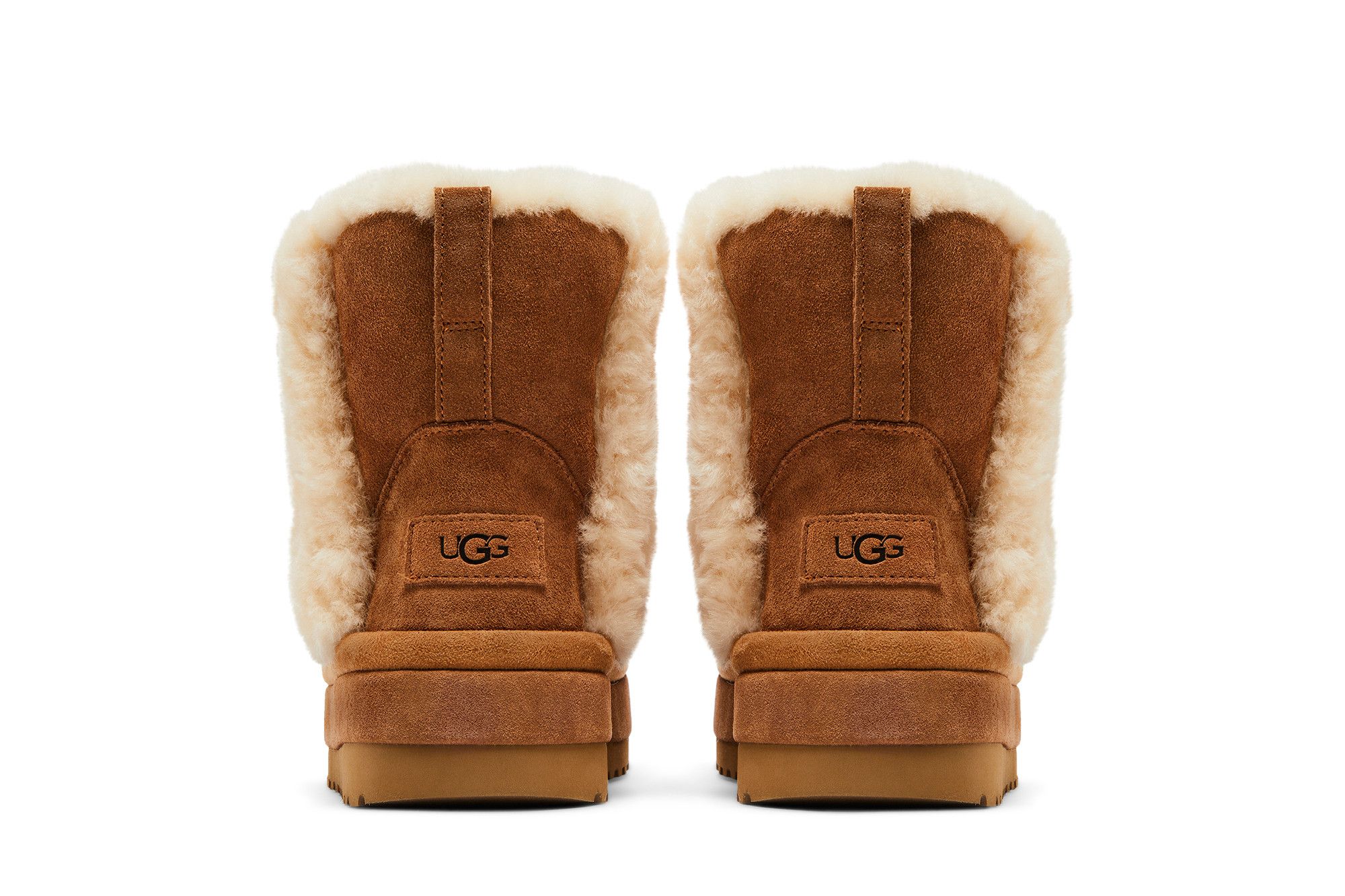 Sizing (W) UGG クラシックチラーピークブーツ（チェスナット） 1144046-CHE