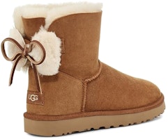 (W) UGG 클래식 더블 보우 미니 '브라운' 1103652-CHE Lookbook (W) UGG 클래식 더블 보우 미니 '브라운' 1103652-CHE