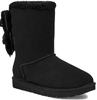 (W) UGG クラシックダブルボウショート(ブラック) 1127131-BLK Lookbook (W) UGG クラシックダブルボウショート(ブラック) 1127131-BLK