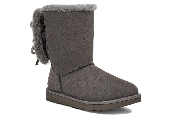 Lookbook UGG 經典雙蝴蝶結短筒 牛反絨 圓頭厚底加絨 中筒 雪地靴 女款 炭灰色