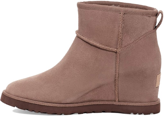 (Women) UGG Classic Femme Mini Short Boots Light Brown 1104609-CRBO Buy (Women) UGG Classic Femme Mini Short Boots Light Brown 1104609-CRBO