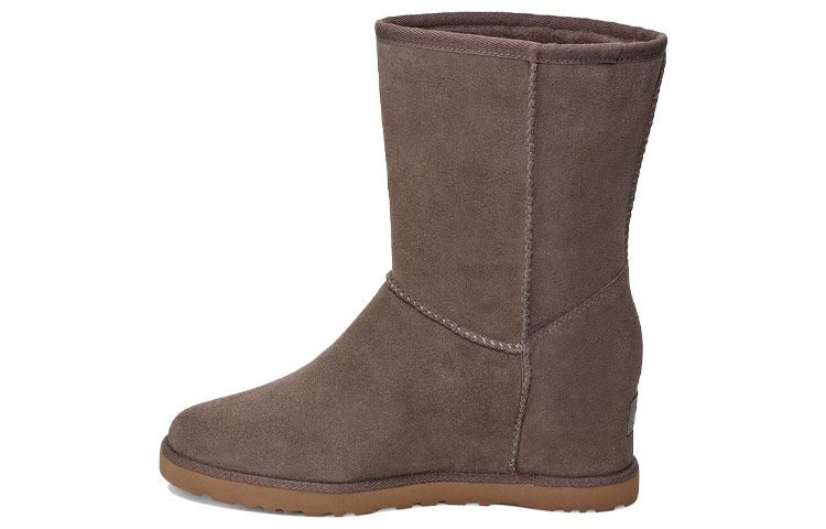 Buy (W) UGG Classic Femme Botas Cortas de Nieve Marrón 1104611-SLA