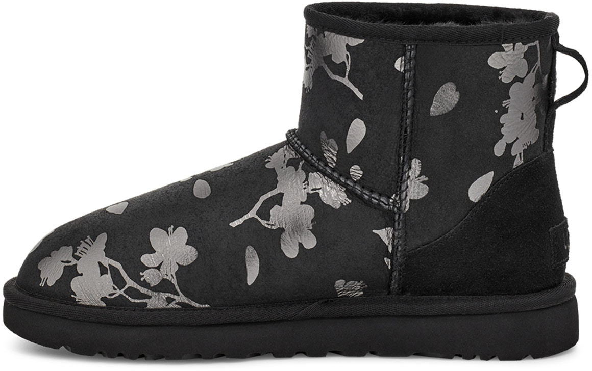 Black velvet uggs best sale