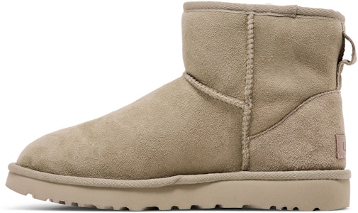(W) Boot UGG Classic Mini II 'Mustard Seed' 1016222-MDSD Lookbook (W) Boot UGG Classic Mini II 'Mustard Seed' 1016222-MDSD
