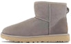 Buy (W) UGG经典迷你II靴子火营地 1016222-CPF