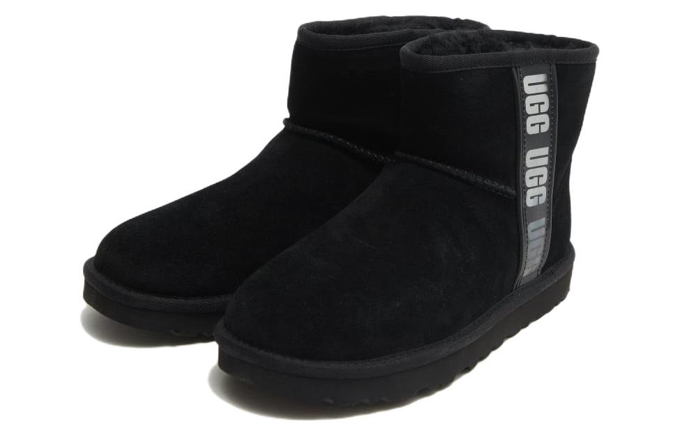 Order (W) UGG Classic Mini II Boot Logo Sisi Hitam 1134962-BLK