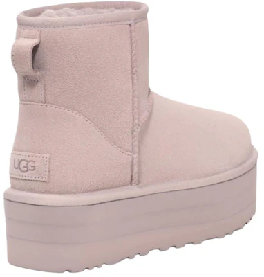 (W) UGG 厚底迷你经典靴 ''淡烟灰'' 1134991-PSK Shop (W) UGG 厚底迷你经典靴 ''淡烟灰'' 1134991-PSK