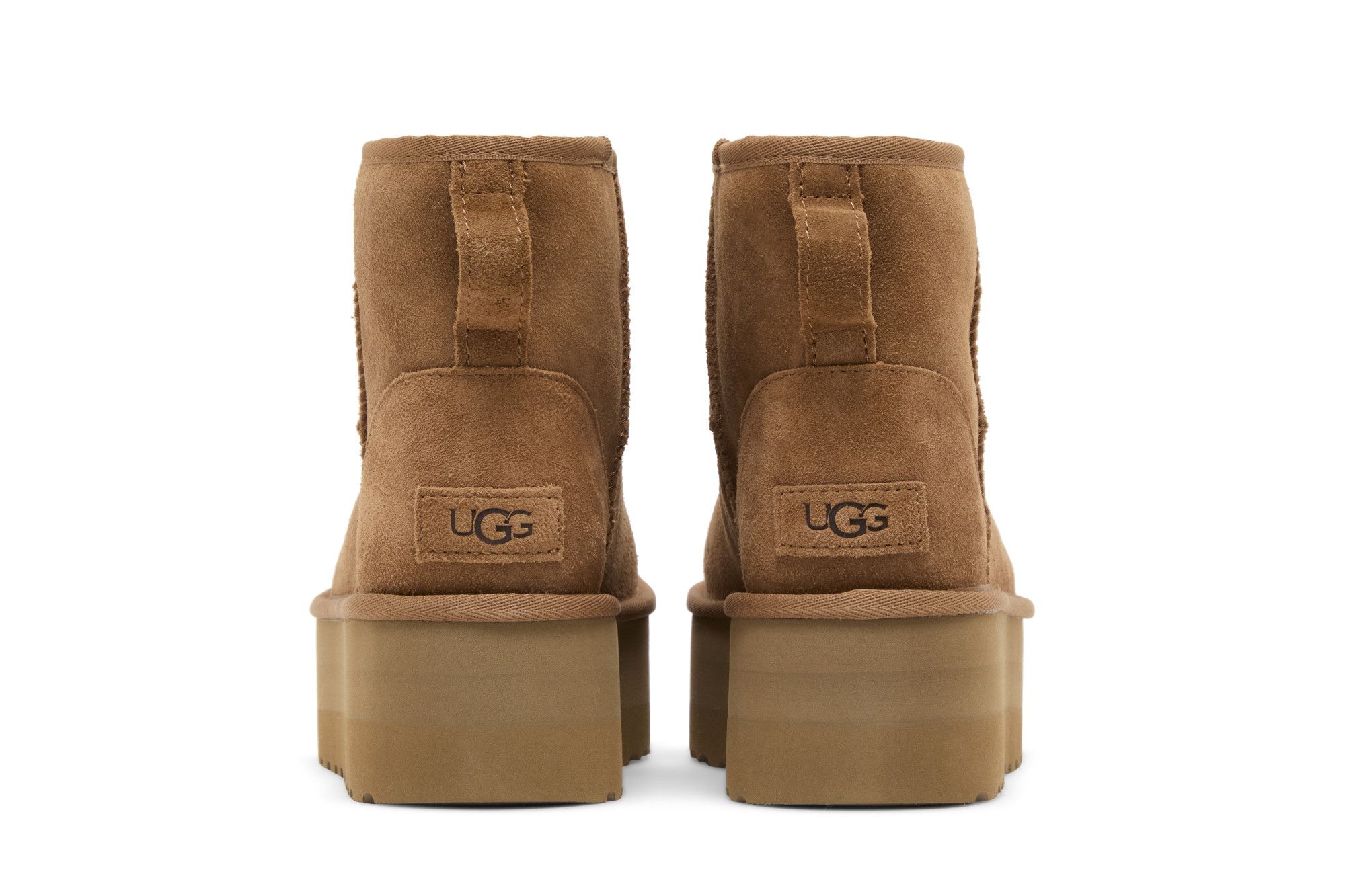 Sizing (W) UGG经典迷你厚底靴栗色 1134991-CHE