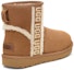 Shop (W) UGG クラシックミニ シープスキンロゴ (チェスナット) 1153473-CHE