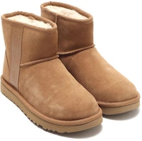 (W) 어그 클래식 미니 사이드 로고 부츠 체스트넛 1122558-CHE Lookbook (W) 어그 클래식 미니 사이드 로고 부츠 체스트넛 1122558-CHE