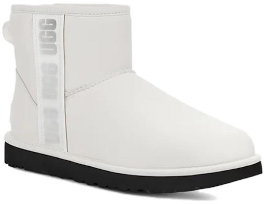 (Women) UGG Classic Mini Side Logo Boot Ultra Matte White 1133490-UMWH Lookbook (Women) UGG Classic Mini Side Logo Boot Ultra Matte White 1133490-UMWH