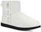 Lookbook (W) UGG 클래식 미니 사이드 로고 부츠 울트라 매트 화이트 1133490-UMWH