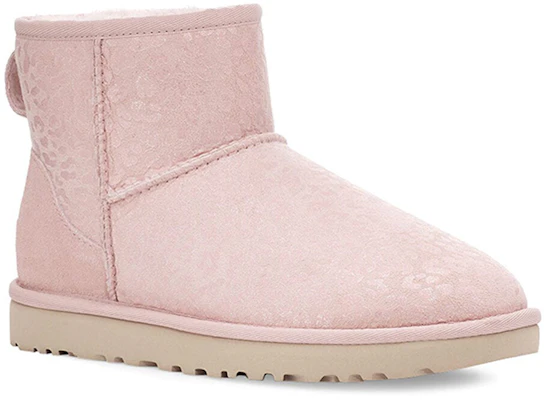 (W) UGG Classic Mini Snow Leopard Fleece Berbulu Merah Jambu 1113494-QRT Lookbook (W) UGG Classic Mini Snow Leopard Fleece Berbulu Merah Jambu 1113494-QRT