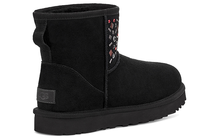 Shop (W) UGG经典迷你钉饰II铆钉雪地靴黑色 1119101-BLK