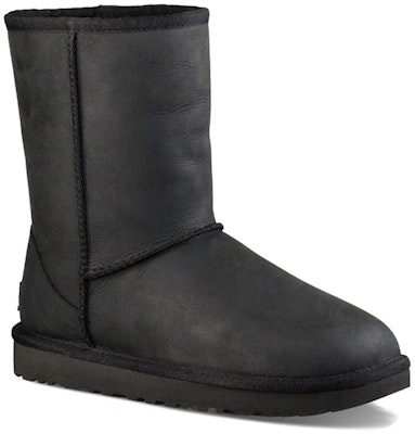 (W) UGG Clásicas Cortas 'Triple Black'. 1016559-BLK Lookbook (W) UGG Clásicas Cortas 'Triple Black'. 1016559-BLK