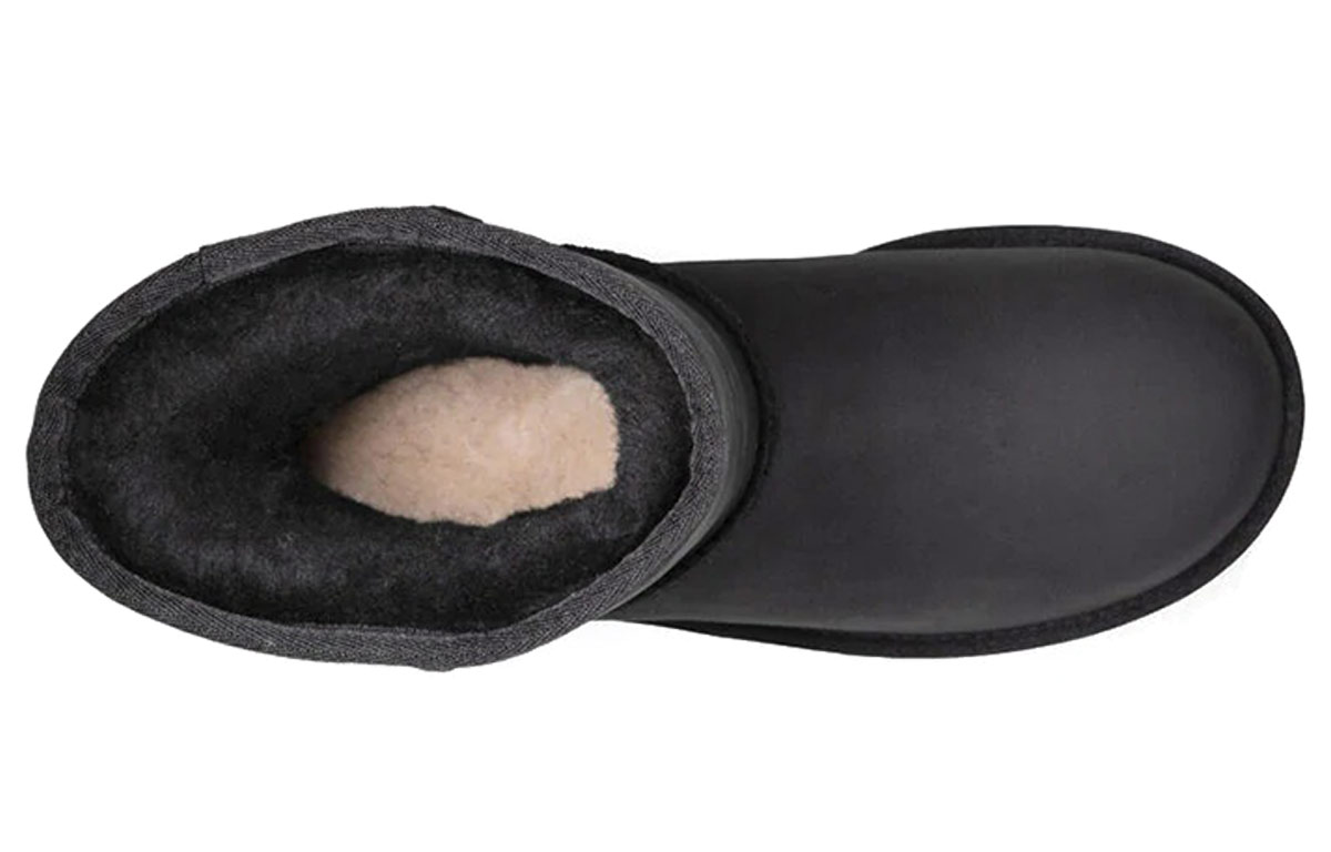 Purchase (W) UGG Clásicas Cortas 'Triple Black'. 1016559-BLK