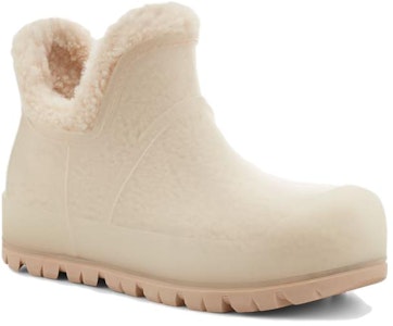 UGG 皮革 圓頭套腳 短筒靴 女款 米色 Lookbook UGG 皮革 圓頭套腳 短筒靴 女款 米色