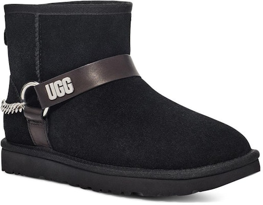 (W) UGG 클래식 숏 블랙 부츠 1135090-BLK Lookbook (W) UGG 클래식 숏 블랙 부츠 1135090-BLK