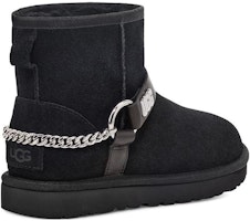 (W) UGG Classic Short Boot 'Hitam' 1135090-BLK Shop (W) UGG Classic Short Boot 'Hitam' 1135090-BLK