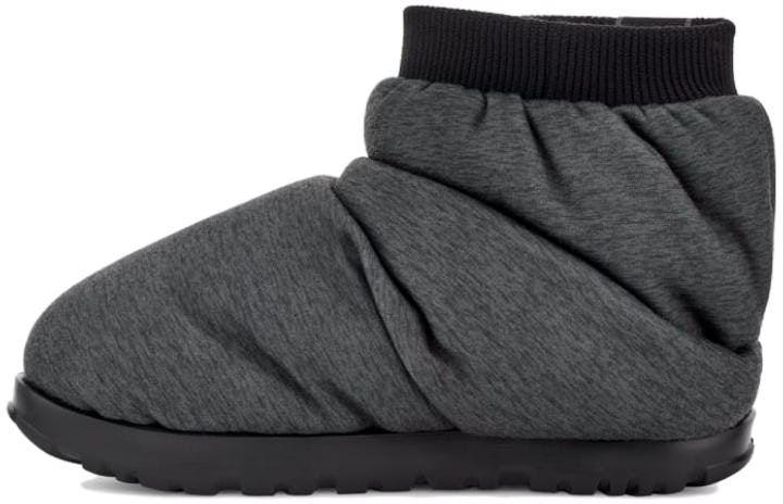 women-ugg-classic-short-boot-black-1151652-blk