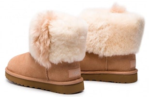 (W) UGG Classic Mini Wisp Boot 'Arroyo' Wanita 1101039-ARY Lookbook (W) UGG Classic Mini Wisp Boot 'Arroyo' Wanita 1101039-ARY