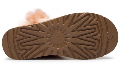 UGG 羊皮 復古舒適 短筒 雪地靴 女款 栗色 Purchase UGG 羊皮 復古舒適 短筒 雪地靴 女款 栗色