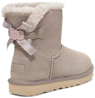 (W) UGG 미니 베일리 B2S '그레이' 1153611-OYS Lookbook (W) UGG 미니 베일리 B2S '그레이' 1153611-OYS