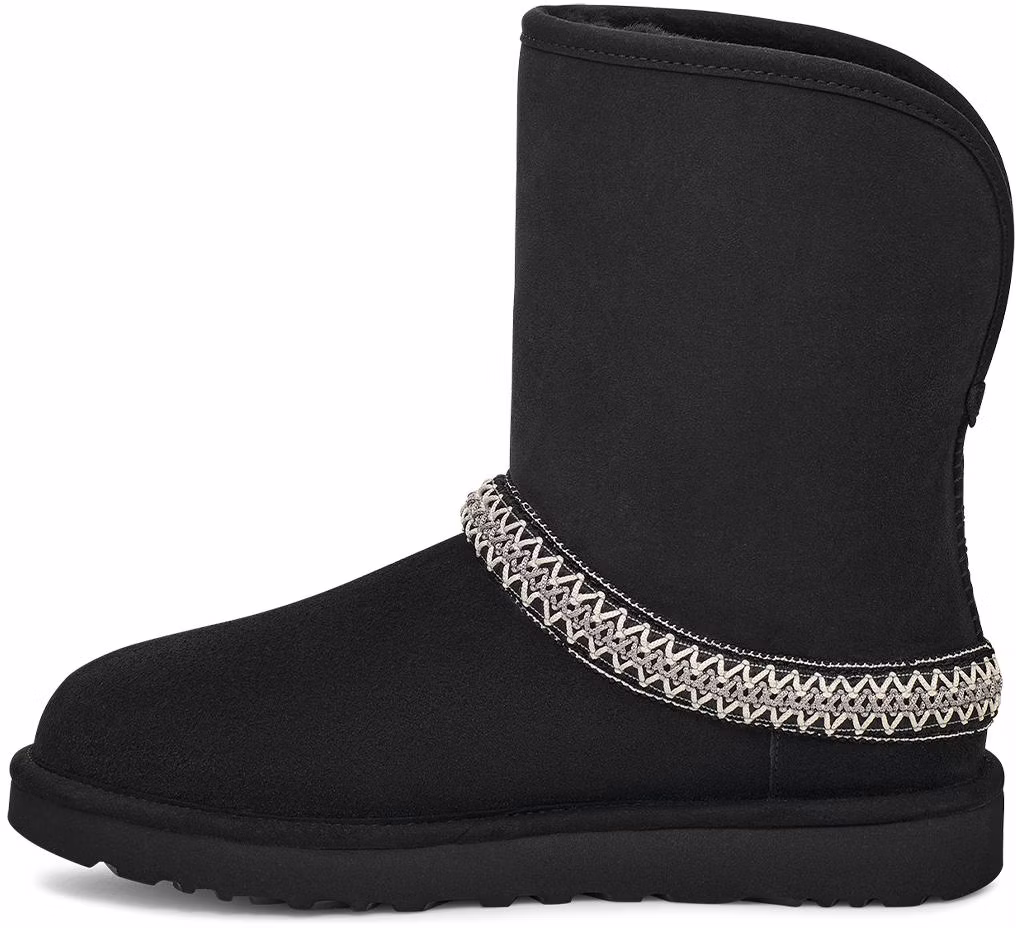 women-ugg-classic-short-crescent-boot-black-1161770-blk