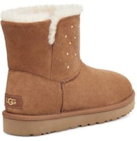 UGG 鑲鑽舒適休閒 短筒及中筒 雪地靴 女款 栗色 Shop UGG 鑲鑽舒適休閒 短筒及中筒 雪地靴 女款 栗色